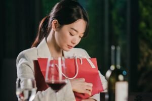 Perbedaan Hidup di Kota vs Desa: Sebuah Perbandingan Komprehensif