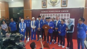 Selebriti dan Panggung Politik: Mengapa Artis Berbondong-bondong ke Partai?