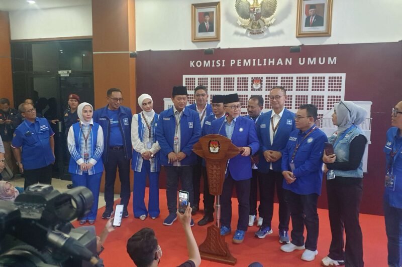 Selebriti dan Panggung Politik: Mengapa Artis Berbondong-bondong ke Partai?