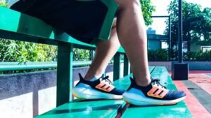 Sneakers Impian untuk Lari: Panduan Lengkap Memilih Sepatu yang Tepat untuk Kaki Anda
