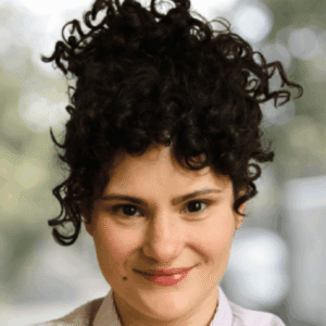 Tentu, mari kita susun artikel tentang politik metaverse di tahun 2025.