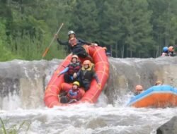Memacu Adrenalin dengan Aman: Panduan Lengkap Persiapan Arung Jeram yang Wajib Diketahui